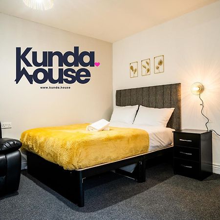 Kunda House In Tyseley Daire Birmingham Dış mekan fotoğraf