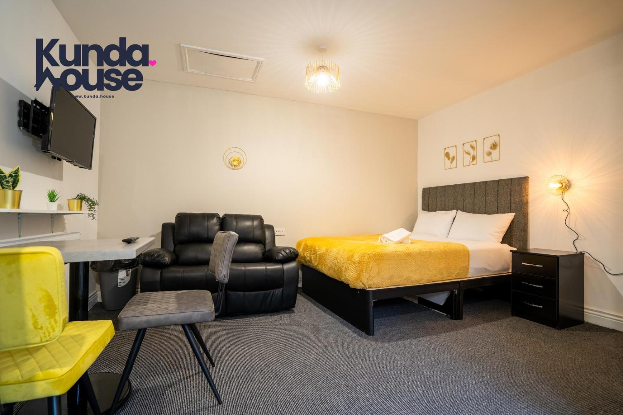 Kunda House In Tyseley Daire Birmingham Dış mekan fotoğraf